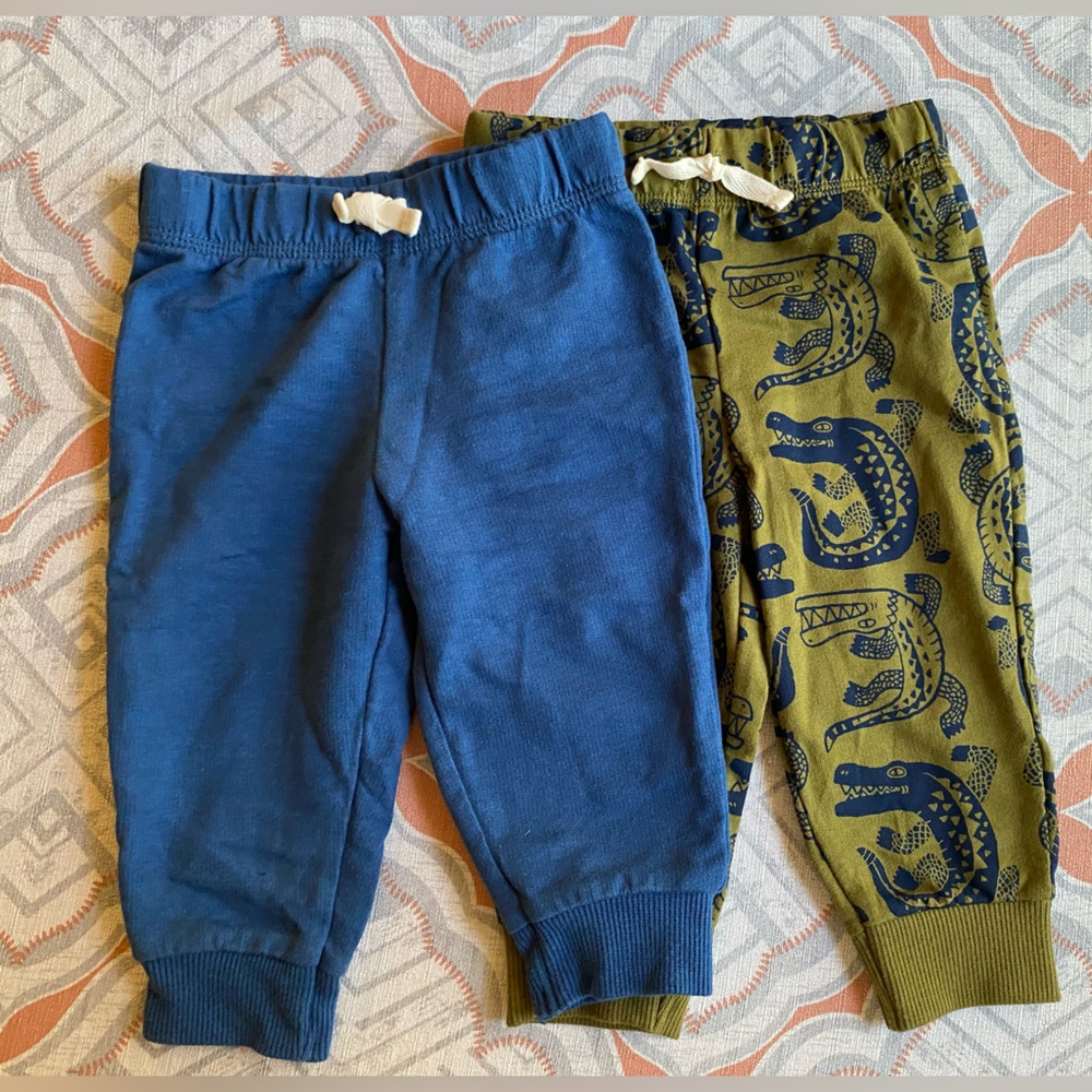 Bundle of (2) baby pants